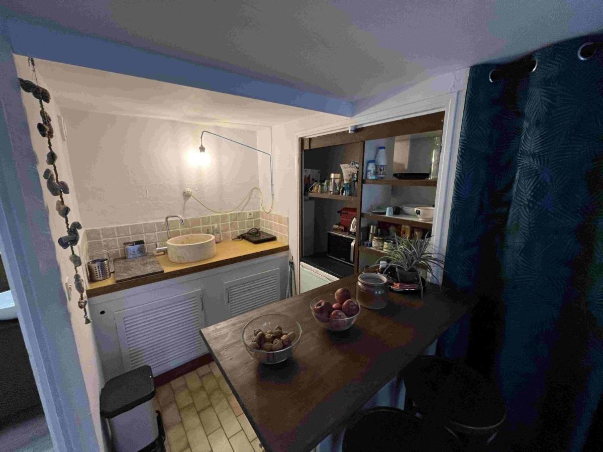 Studio Avec Terrasse Sur Cour, Authentique, Calme 아비뇽 외부 사진